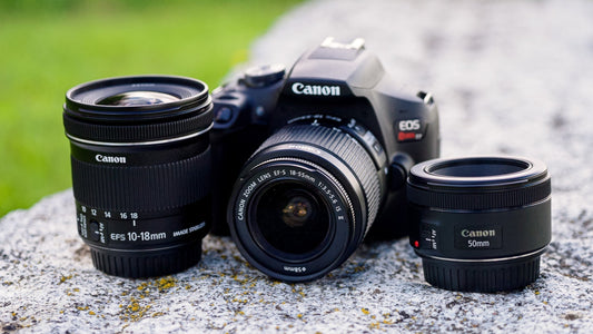 Best Beginner Lenses & Accessories for the Canon T7 (Budget Friendly Kit)